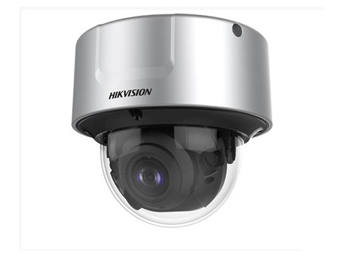 CMOS?？低暽铐褐悄茏ヅ陌肭蛐途W(wǎng)絡(luò)攝像機(jī)